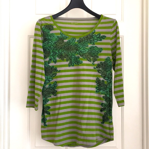 new directions Tops - New Directions Top Size Small Green Striped 3/4 Sleeves NWOT